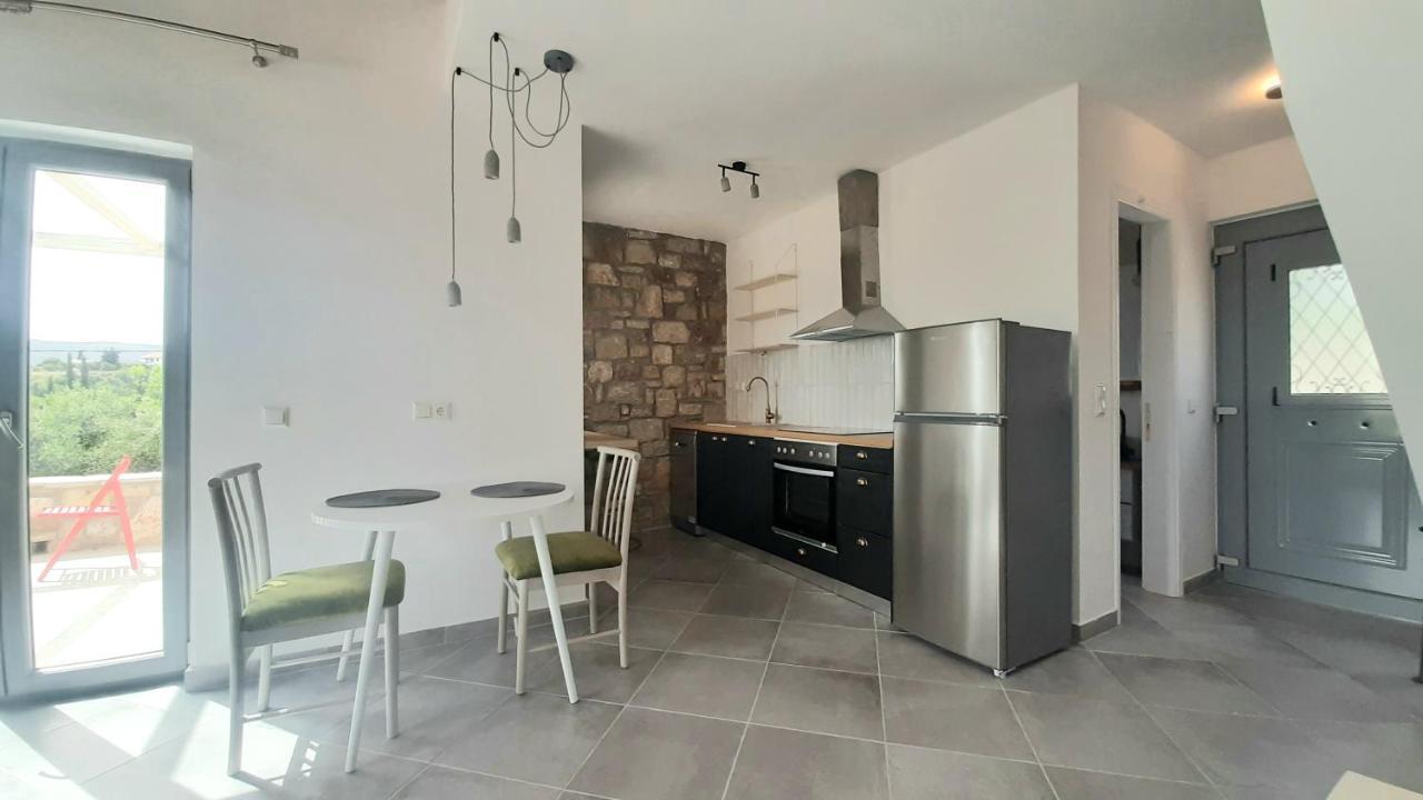 Koroni Stone House, Newly Built Studios By The Sea 外观 照片