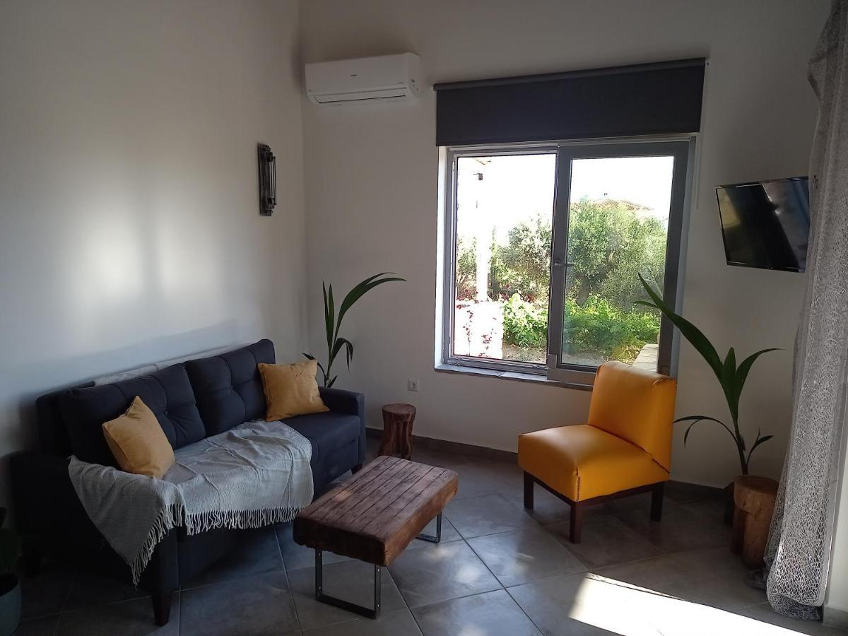 Koroni Stone House, Newly Built Studios By The Sea 外观 照片