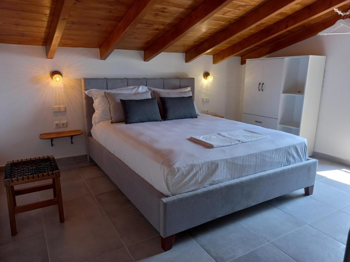 Koroni Stone House, Newly Built Studios By The Sea 外观 照片
